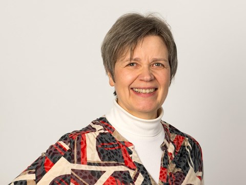 Portrait einer Frau. Monika Wietzel, Finanzbuchhalterin